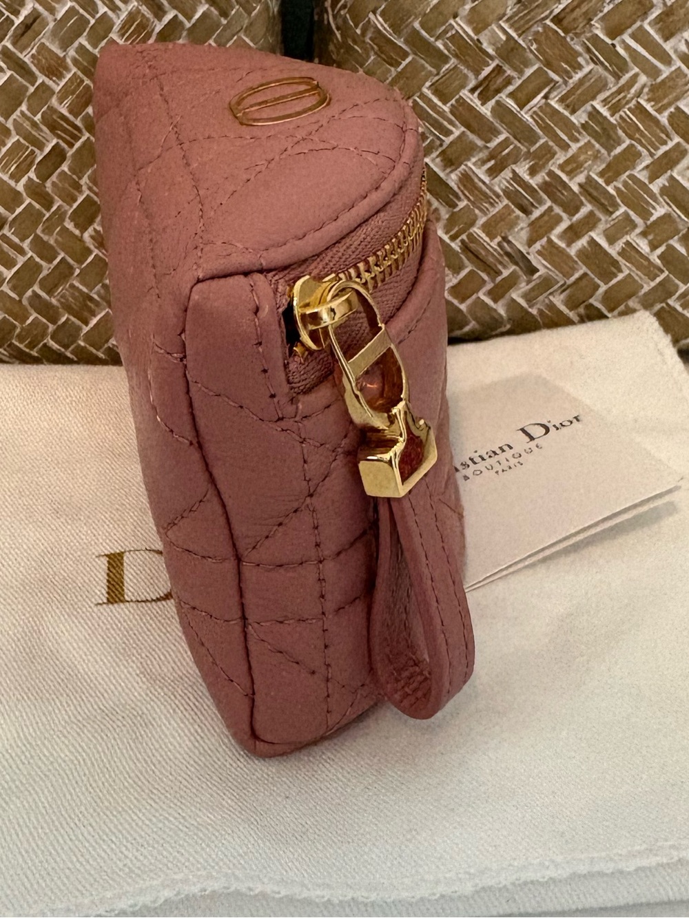 Dior Rose Quilted Leather Cosmetic Pouch with Gold Hardware - Picture 5 of 6